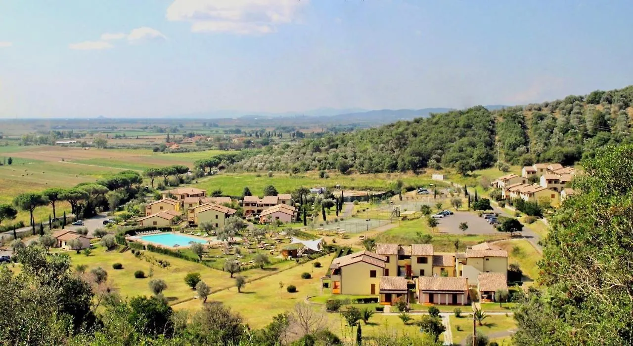 Isa-Apartments 4 Beds, Ground Floor With Private Outdoor Area, In Residence With Swimming-Pool Campiglia Marittima Aparthotel