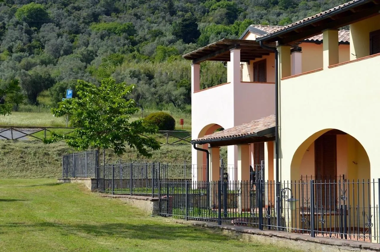 Aparthotel Isa-Apartments 4 Beds, Ground Floor With Private Outdoor Area, In Residence With Swimming-Pool Campiglia Marittima Italy